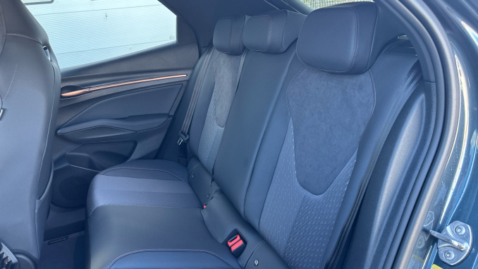 CUPRA Raval 155kW V2 52kWh 5dr Auto Electric Hatchback - Image 16